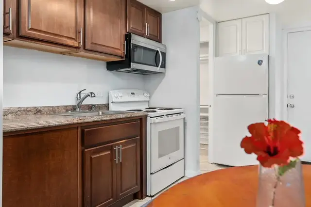 Listing Image for 3785 Lower Honoapiilani Rd 101 3 of 38