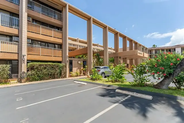 Listing Image for 3785 Lower Honoapiilani Rd 101 31 of 38