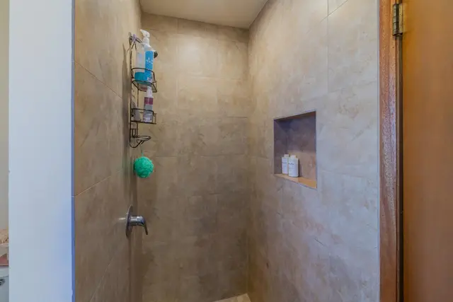 Listing Image for 16 Hooia Pl 21 of 23