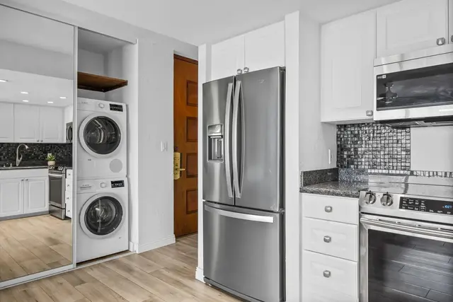 Listing Image for 3543 Lower Honoapiilani Rd F303 16 of 20