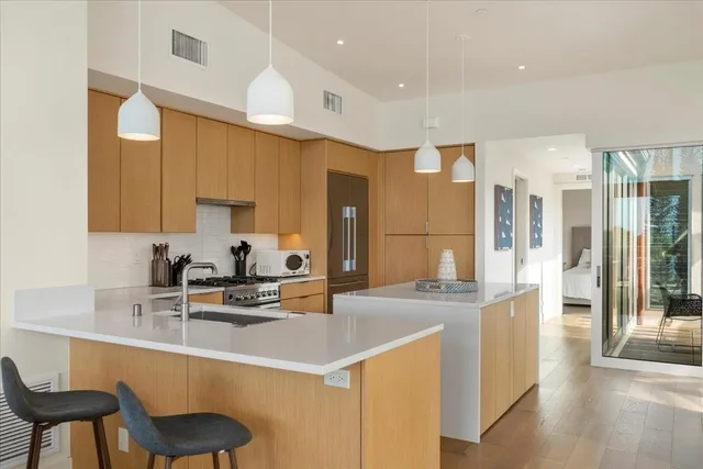 Listing Image for 197 Holokahiki Ln 8a 10 of 27