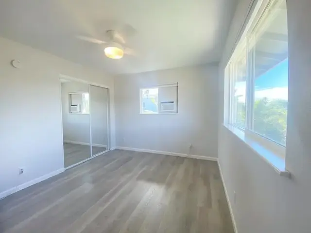 Listing Image for 442 Kenolio Rd A 20 of 34