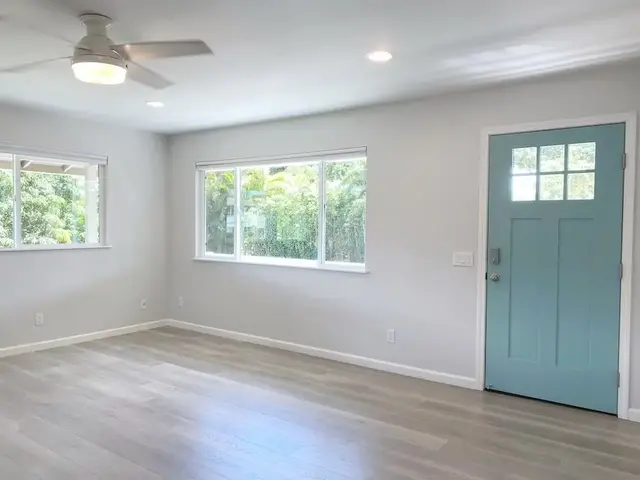 Listing Image for 442 Kenolio Rd A 5 of 34