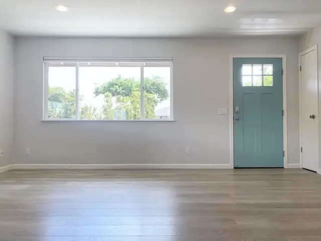 Listing Image for 442 Kenolio Rd A 8 of 34