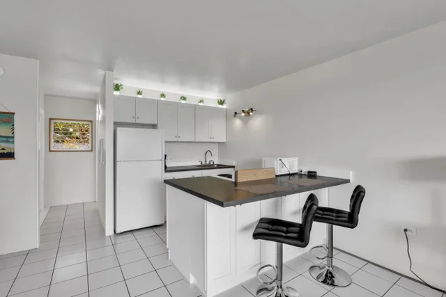 Listing Image for 120 Hui Rd F E16 7 of 22