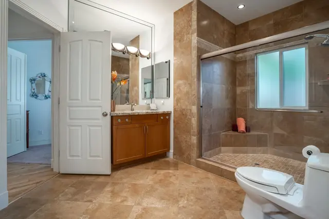 Listing Image for 181 Hokai Pl 44 of 50