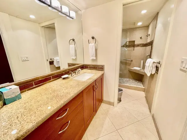 Listing Image for 2481 Kaanapali Pkwy 115 J 13 of 31