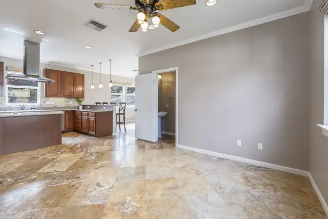 Listing Image for 5 Kuinehe Pl 3 17 of 45