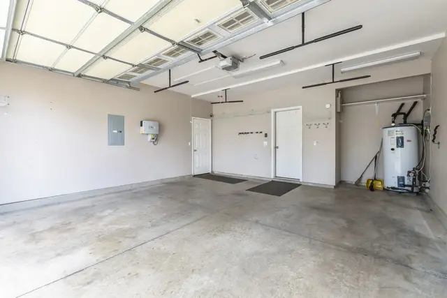 Listing Image for 5 Kuinehe Pl 3 42 of 45