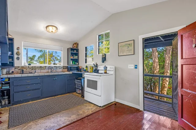 Listing Image for 1260 Makawao Ave 17 of 35