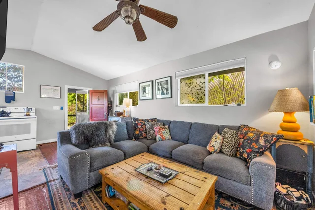 Listing Image for 1260 Makawao Ave 18 of 35