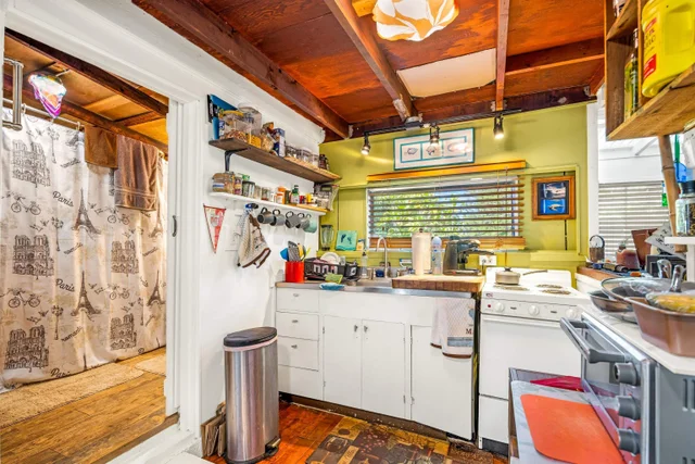 Listing Image for 1260 Makawao Ave 28 of 35