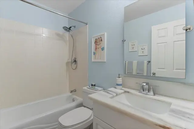 Listing Image for 3950 Kalai Waa St P-202 17 of 43