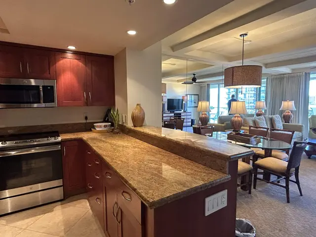 Listing Image for 2481 Kaanapali Pkwy 719 D 3 of 8