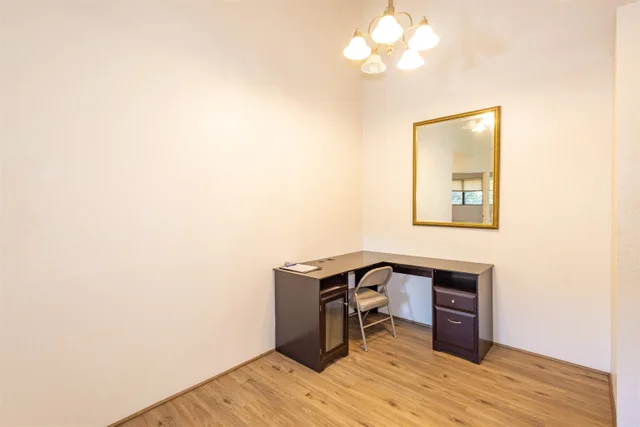 Listing Image for 15 Kulanihakoi St 19h 10 of 49