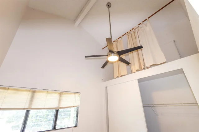 Listing Image for 15 Kulanihakoi St 19h 12 of 49