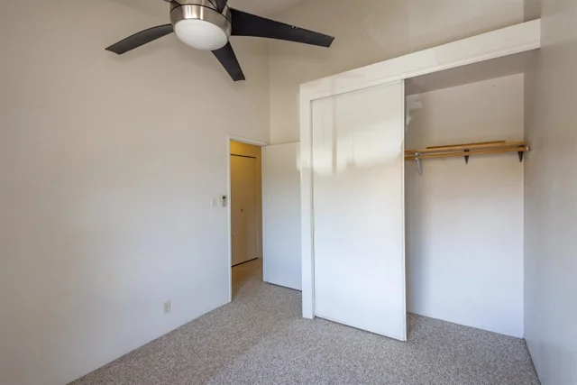 Listing Image for 15 Kulanihakoi St 19h 20 of 49