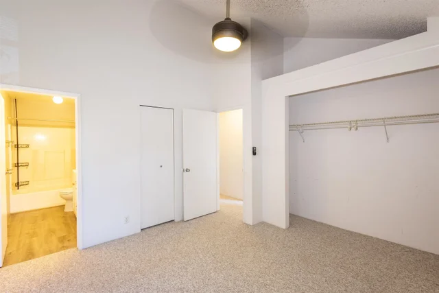 Listing Image for 15 Kulanihakoi St 19h 23 of 49