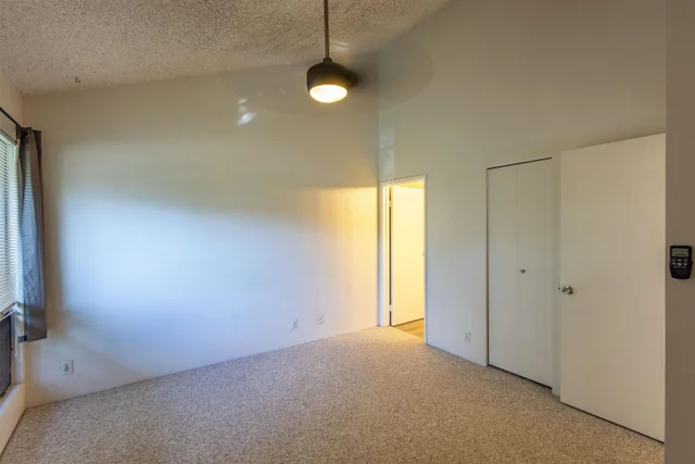 Listing Image for 15 Kulanihakoi St 19h 25 of 49