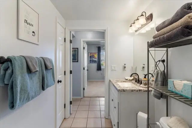 Listing Image for 13 Halili Ln 13a 25 of 30