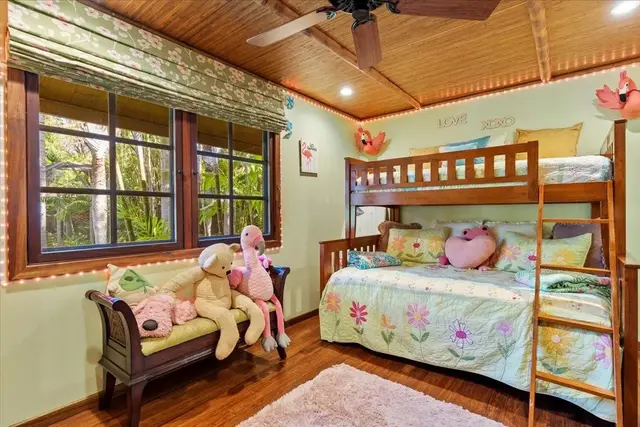 Listing Image for 595 Kupulau Dr 17 of 50
