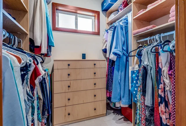 Listing Image for 644 Anapuni Loop 14 of 29