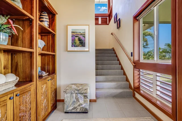 Listing Image for 644 Anapuni Loop 16 of 29