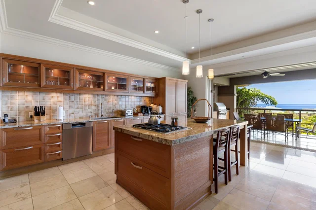 Listing Image for 63 Hoolei Cir B2 10 of 39