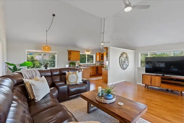 Listing Image for 16 Kapii Pl 13 of 50