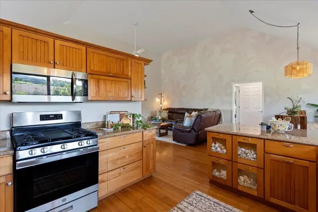 Listing Image for 16 Kapii Pl 19 of 50