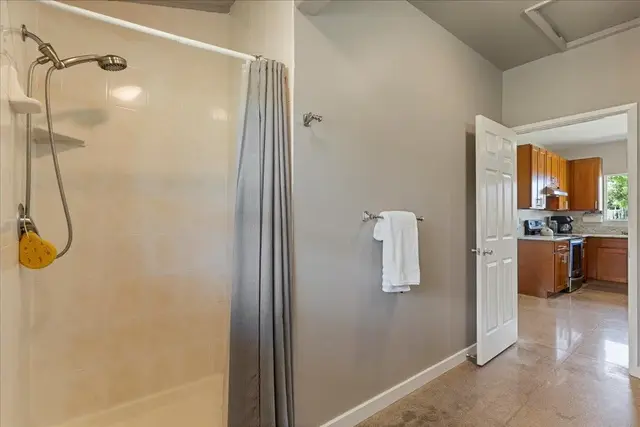 Listing Image for 16 Kapii Pl 47 of 50
