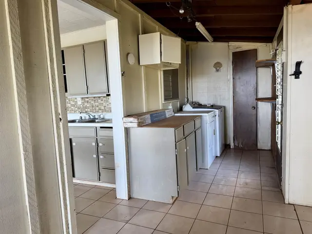 Listing Image for 2655 Kamehameha V Hwy 17 of 31