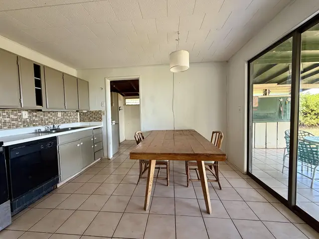 Listing Image for 2655 Kamehameha V Hwy 18 of 31
