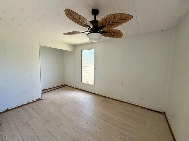 Listing Image for 2655 Kamehameha V Hwy 25 of 31