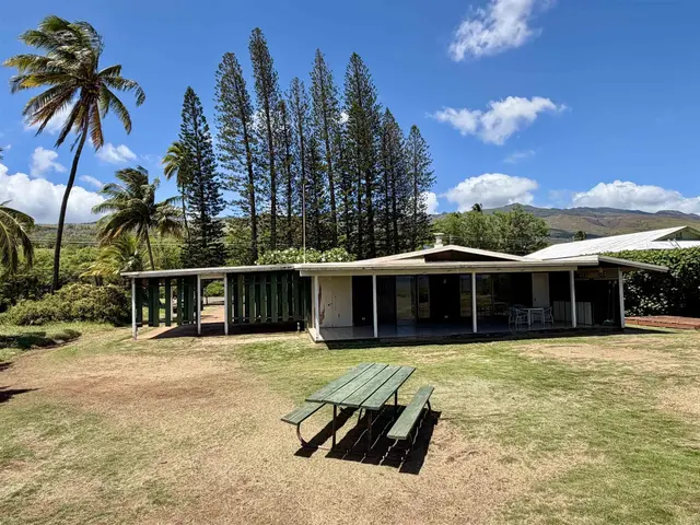 Listing Image for 2655 Kamehameha V Hwy 3 of 31