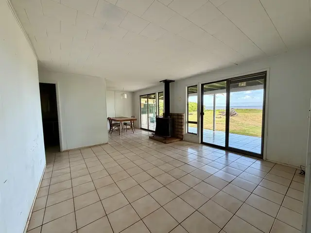 Listing Image for 2655 Kamehameha V Hwy 31 of 31