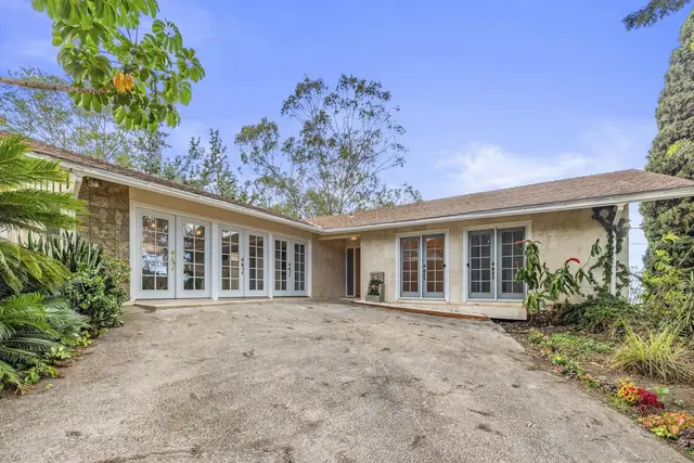 Listing Image for 78 Lower Kimo Dr 1 of 42