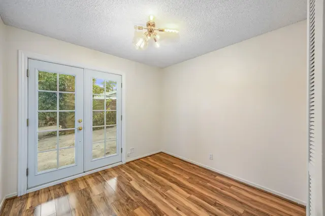 Listing Image for 78 Lower Kimo Dr 10 of 42