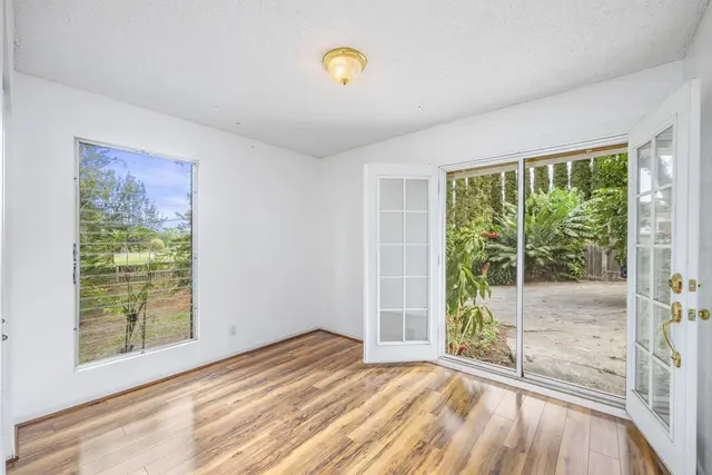 Listing Image for 78 Lower Kimo Dr 11 of 42