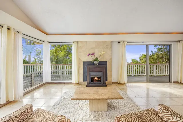 Listing Image for 78 Lower Kimo Dr 16 of 42