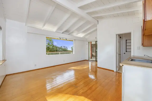 Listing Image for 78 Lower Kimo Dr 23 of 42