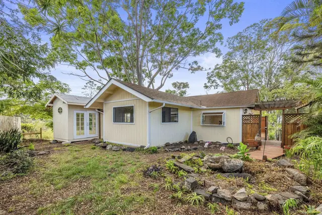 Listing Image for 78 Lower Kimo Dr 32 of 42