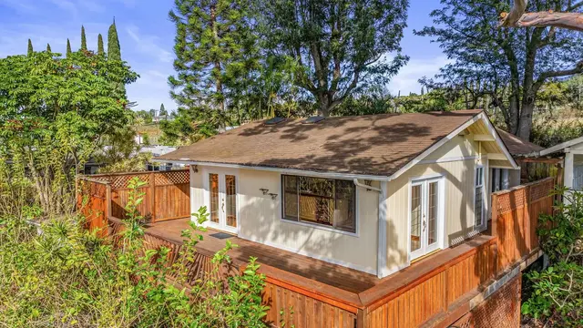 Listing Image for 78 Lower Kimo Dr 34 of 42