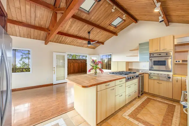 Listing Image for 78 Lower Kimo Dr 36 of 42