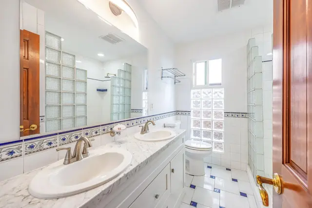 Listing Image for 78 Lower Kimo Dr 39 of 42