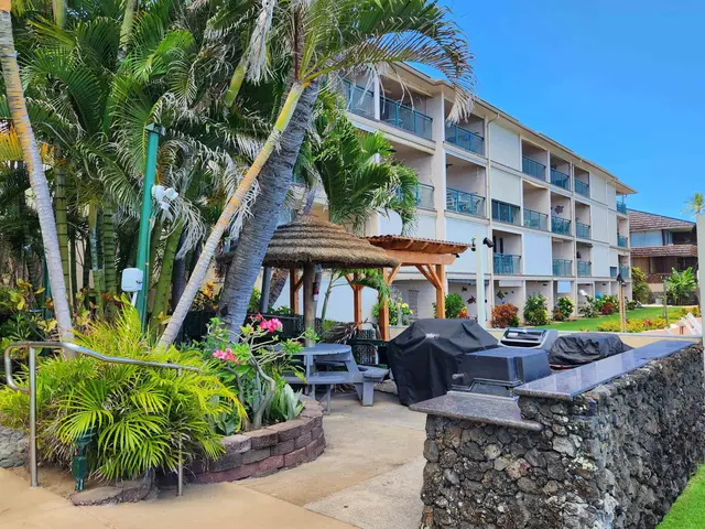 Listing Image for 3785 Lower Honoapiilani Rd 109 21 of 26