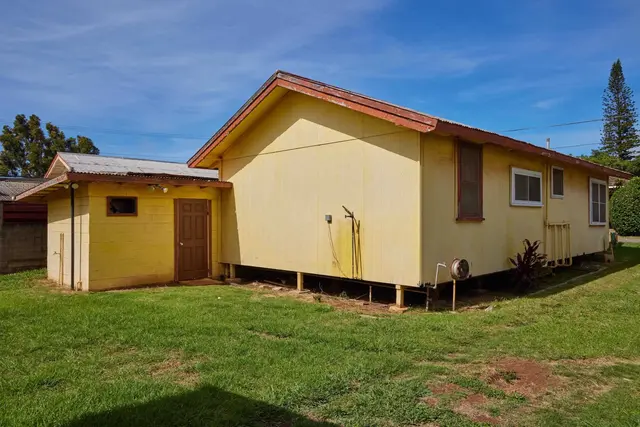Listing Image for 3576 Kalua Pl 2 of 36