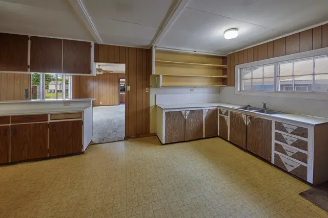 Listing Image for 3576 Kalua Pl 3 of 36