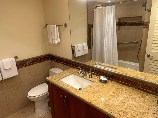 Listing Image for 2481 Kaanapali Pkwy 808 I 8 of 10