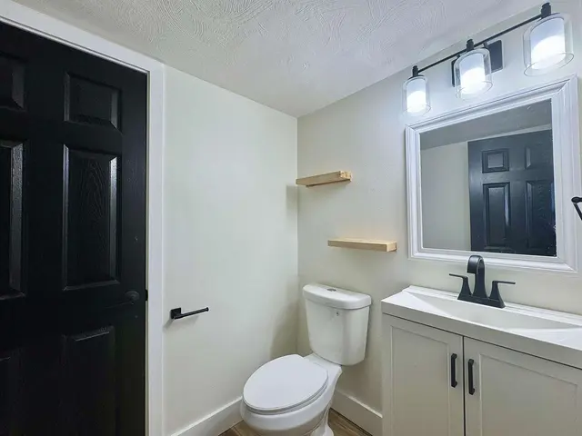 Listing Image for 111 Kahului Beach Rd D321 17 of 22
